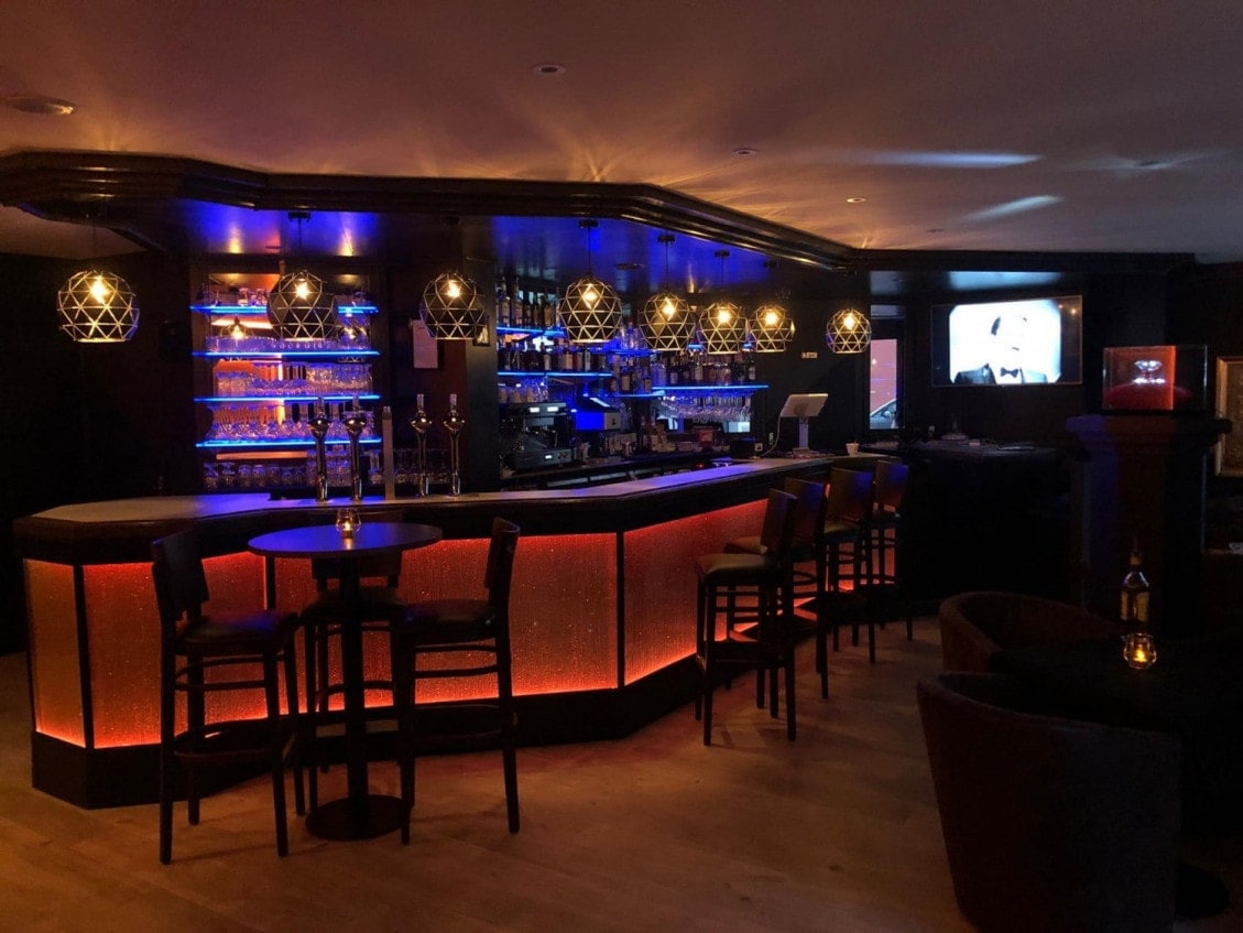 Image d'un bar numero 2